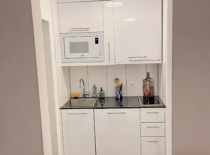 Center Close To Hb Lägenhet