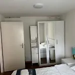 Center Close To Hb Апартаменты