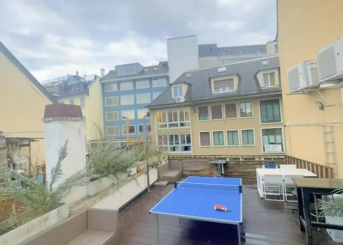 Center Close To Hb Daire