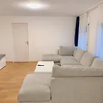 Apartment Center Close To Hb Zurich