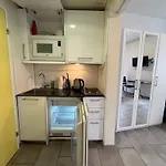 Apartment Center Close To Hb *