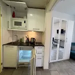 Center Close To Hb Apartment *